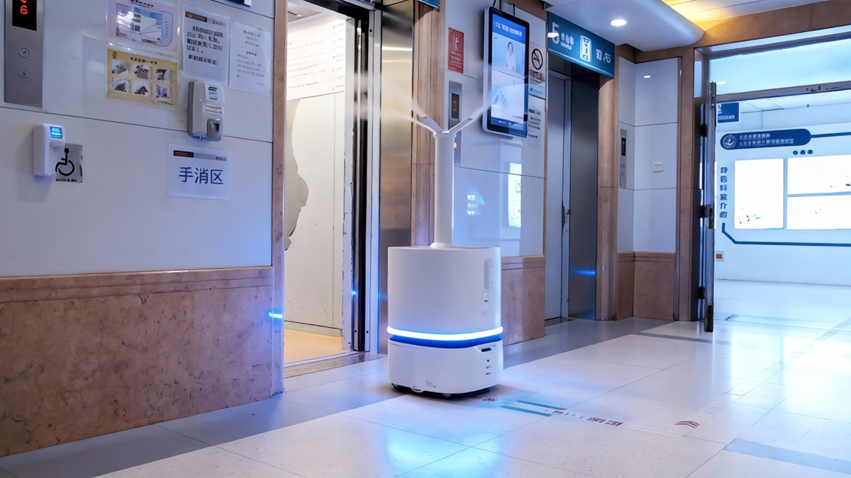 Intelligence Disinfection Robot